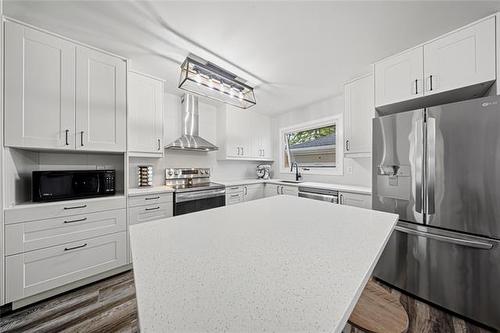 5 Regina Pl, Winnipeg, MB 