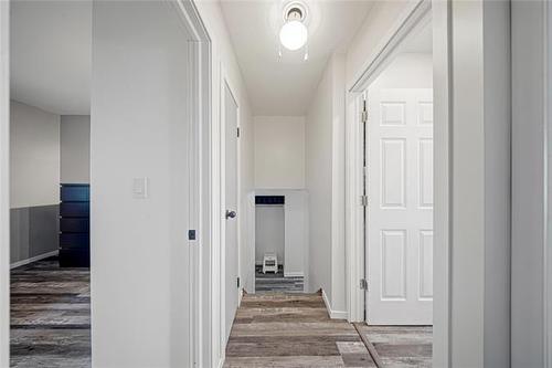 5 Regina Pl, Winnipeg, MB 