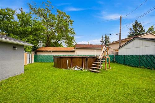5 Regina Pl, Winnipeg, MB 