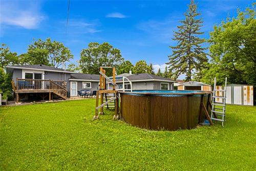 5 Regina Pl, Winnipeg, MB 