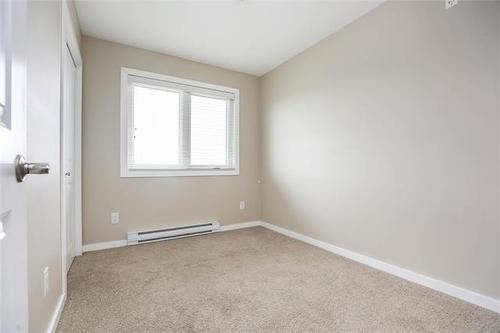 10-423 Main St, St Adolphe, MB 
