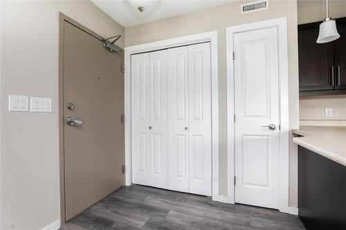 10-423 Main St, St Adolphe, MB 