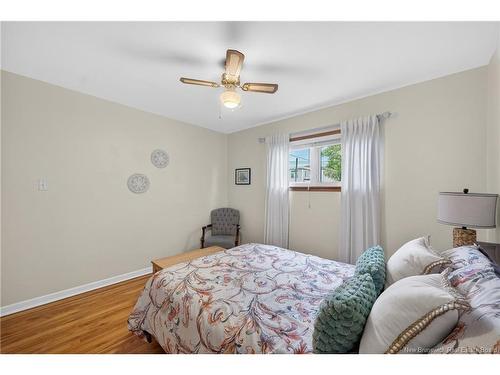 17 Hazelton Ave, Moncton, NB 