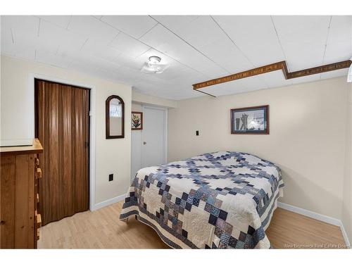 17 Hazelton Ave, Moncton, NB 