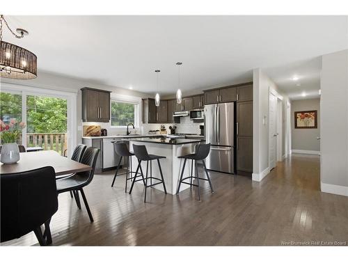 142 Mooers Dr, Fredericton, NB 
