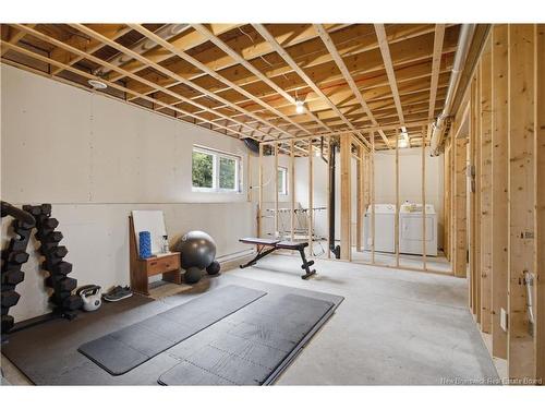 142 Mooers Dr, Fredericton, NB 