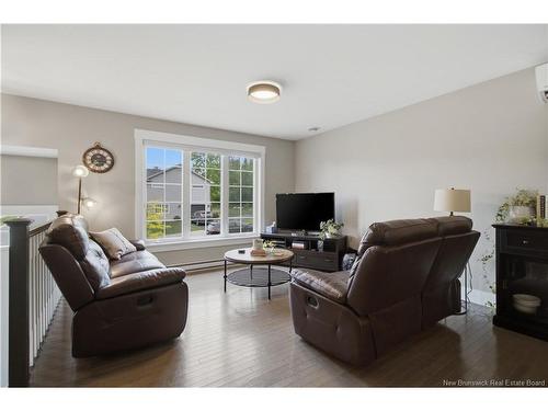 142 Mooers Dr, Fredericton, NB 