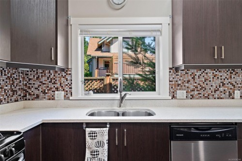 3530 Luxton Rd, Langford, BC 