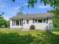 53 Maclaughlin Road  Lake Loon, NS B2W 3R8