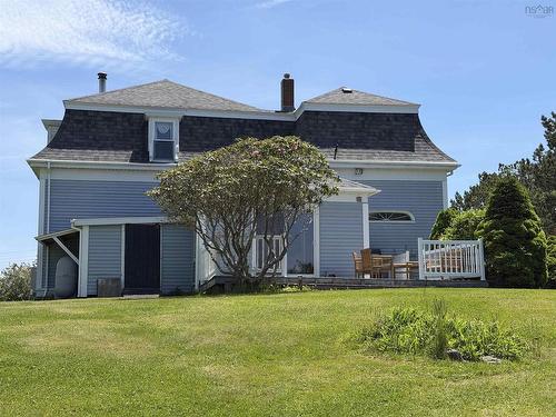 108 Highway 304, Overton, NS 