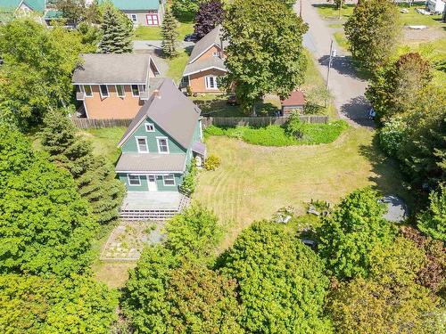 1 Moore Street, Parrsboro, NS 