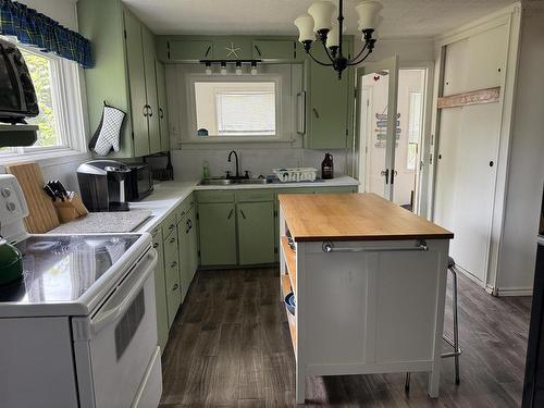 1 Moore Street, Parrsboro, NS 
