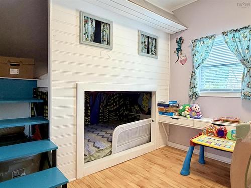 11 Havenside Road, Louisbourg, NS 