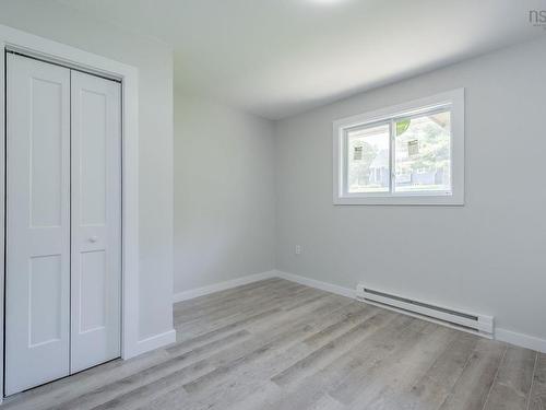 27 Meadowview Drive, Bedford, NS 