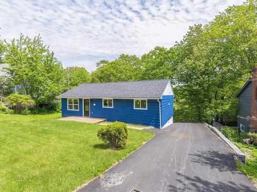27 Meadowview Drive, Bedford, NS 