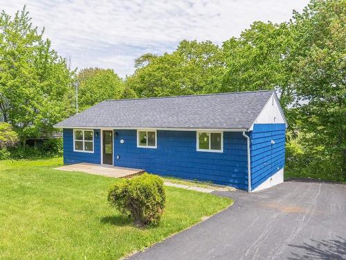 27 Meadowview Drive, Bedford, NS 