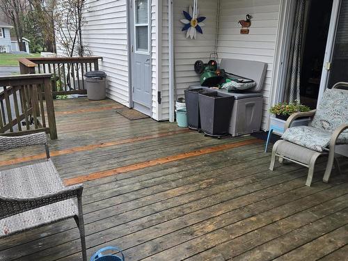 27 Smith Avenue, Bridgewater, NS 