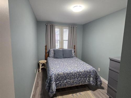 27 Smith Avenue, Bridgewater, NS 