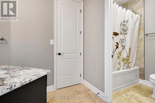 8 - 258 Edgewater Crescent, Kitchener, ON 