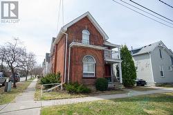 1 - 193 CHATHAM STREET Brantford, ON N3S 4G6