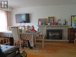 153 NEWTON DRIVE Toronto, ON M2M 2N4