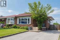 68 TINDALE Court  Hamilton, ON L8K 6C7