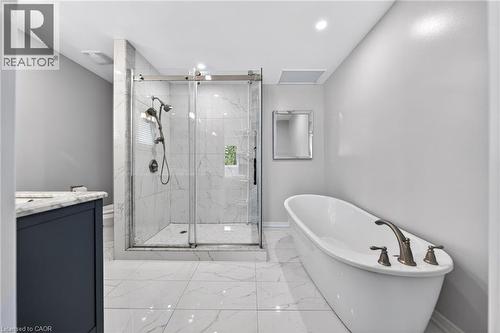 5 Mays Crescent, Waterdown, ON 