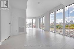 522 - 19 WESTERN BATTERY ROAD Toronto, ON M6K 3S4