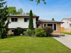 3285 ROSEBRIAR Road Windsor, ON N8R 1Y2
