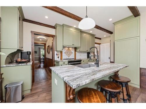 537 Trafalgar Rd, Dundas, NB 