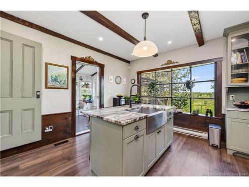 537 Trafalgar Rd, Dundas, NB 