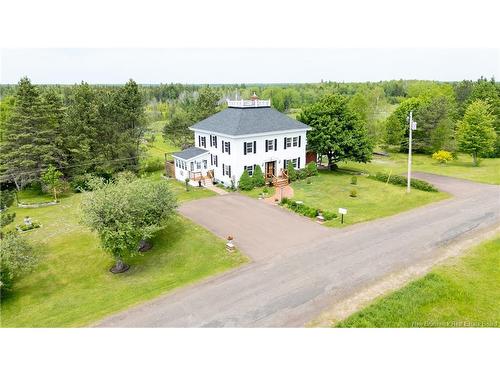 537 Trafalgar Rd, Dundas, NB 