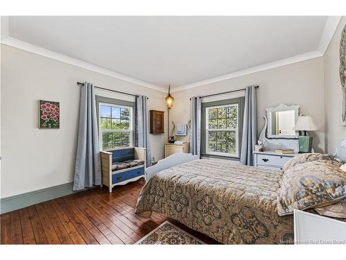 537 Trafalgar Rd, Dundas, NB 