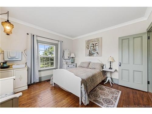 537 Trafalgar Rd, Dundas, NB 