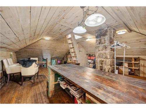 537 Trafalgar Rd, Dundas, NB 