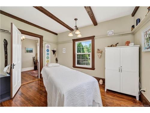 537 Trafalgar Rd, Dundas, NB 