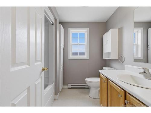 21 Macintosh St, Fredericton, NB 