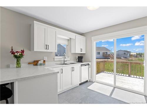 100 Macintosh Blvd, Moncton, NB 