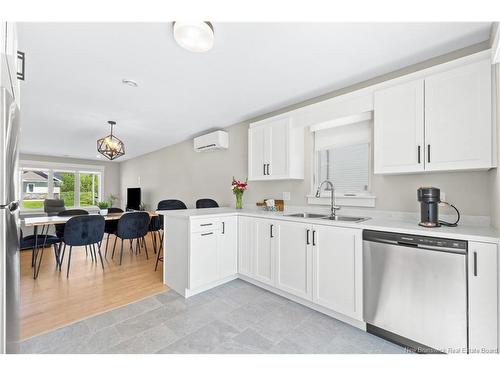 100 Macintosh Blvd, Moncton, NB 