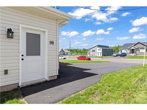 100 Macintosh Blvd, Moncton, NB 