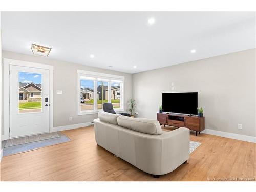 100 Macintosh Blvd, Moncton, NB 