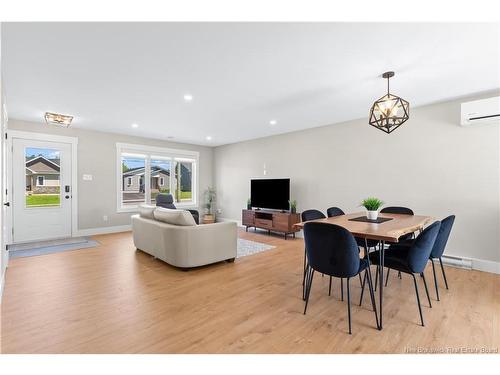 100 Macintosh Blvd, Moncton, NB 