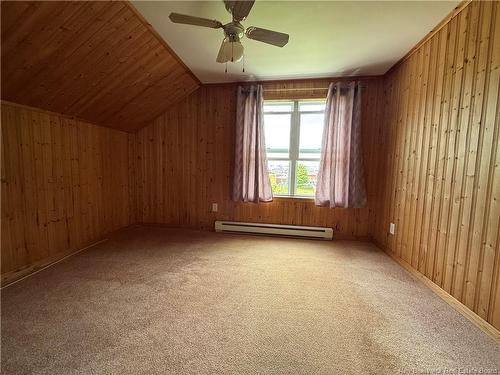 271 Douglas Ave, Bathurst, NB 
