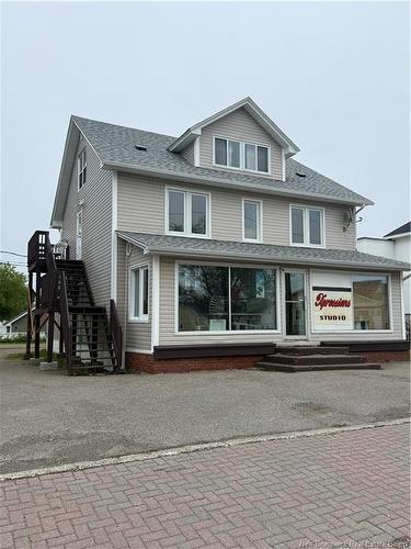 271 Douglas Ave, Bathurst, NB 