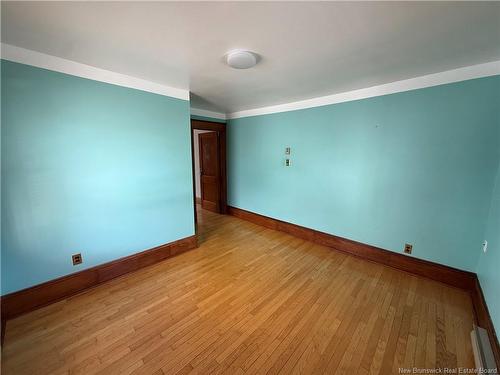 271 Douglas Ave, Bathurst, NB 