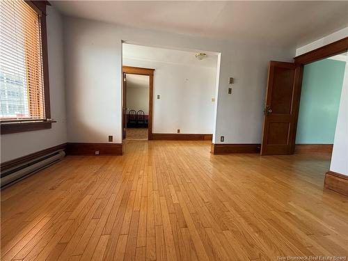 271 Douglas Ave, Bathurst, NB 