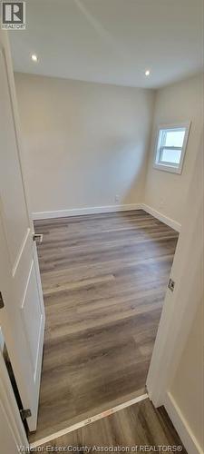 22 Robin Crescent, Lakeshore, ON 
