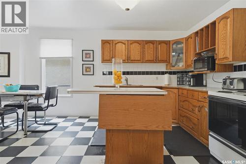 1003 6Th Street E, Saskatoon, SK 
