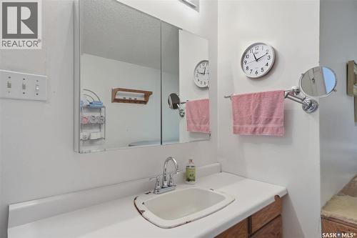 1003 6Th Street E, Saskatoon, SK 