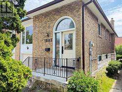 1882 ROSEFIELD ROAD Pickering (Liverpool), ON L1V 3H6
